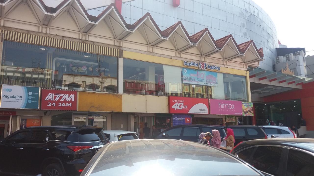 Wisma Chandra Bandar Lampung Bagian luar foto